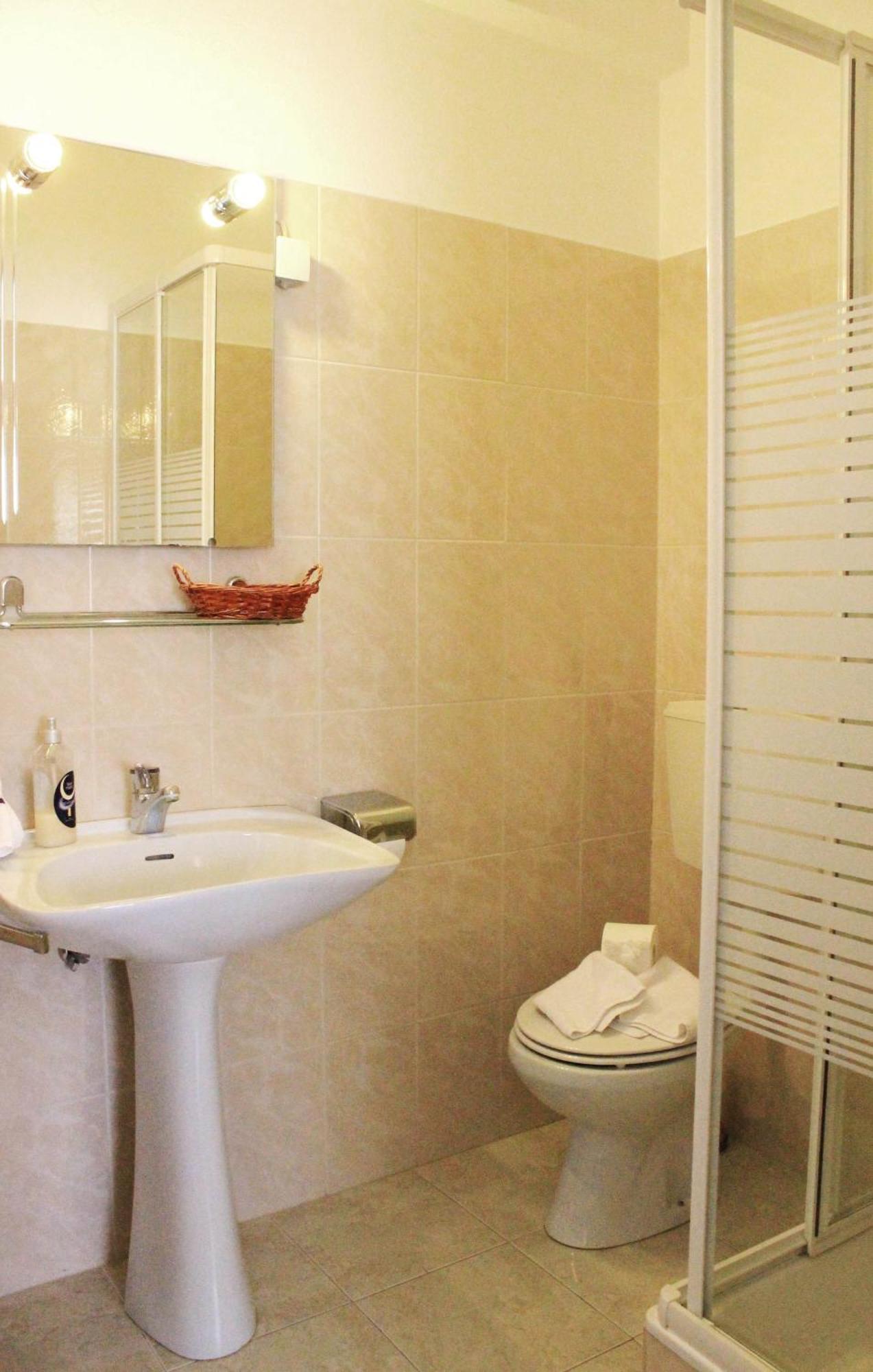 Abla Guest House การ์กาแวโลส ห้อง รูปภาพ