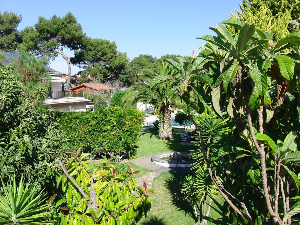 Abla Guest House การ์กาแวโลส ภายนอก รูปภาพ